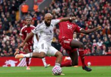 Kontroversi di Liverpool vs Manchester United: Mengapa Gol Bryan Mbeumo Disahkan Meski Álexis Mac Allister Cedera Kepala?